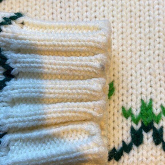 Fully Fashioned Hand Embroidered Floral Turtleneck Sweater: Size Medium - Picture 7 of 8